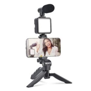 vlogging kit with led light and microphone