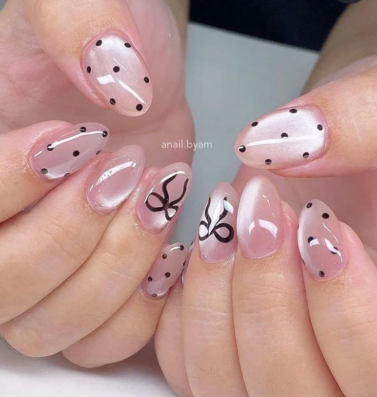 press on nails bow design - view 2